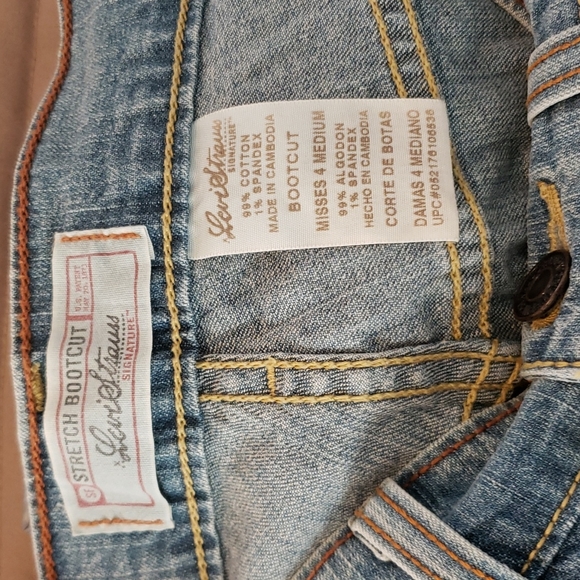 Levi Strauss Signature Stretch Bootcut Jeans Size 4 medium [JEANS 👖 ONLY!] - Picture 5 of 5
